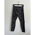 Athleta  Elation Camo 7/8 Tight Black Gray Camo Leggings Size Small Photo 8