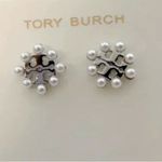 Tory Burch NWOT Kira Imitation Pearl Stud Earrings in Silver Photo 2