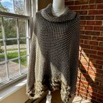 Cozy Green Gold Sweater Knit Cowl Neck Poncho Faux Fur Trim Holiday Sparkle Vibe Size undefined Photo 1