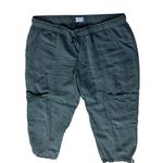 Nicole Miller  Green Ankle Cropped Pants Photo 0