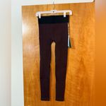 Aventura Womens Leggings Falling Diamonds Legging Nylon Blend NWT Size S/M Photo 8