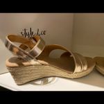 Style & Co . Women’s gold shoes 👠 !!!!! Photo 11