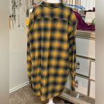 Levi's ‎ button down shirt Photo 1