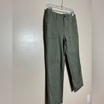 1822 SALE! Khaki Green Cropped Utility Pants Size 8 EUC Photo 2