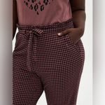 Torrid Pink Black Houndstooth Paperbag Waist Crop Pants Q48 Photo 1