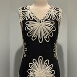 Felicity Statement Black/White Floral Appliqué sleeveless midi dress size Small Black Photo 7