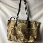 Nine West SHOULDER PURSE ATTACHED SMALL PURSE MAKEUP BAG ABSTRACT FLORAL DESIGN Photo 11