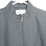 Albert Nipon wool jacket
Fully zip up mock neck
10 Black Size 12 Photo 2