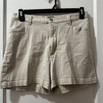 Lee Khaki Shorts in 14M Photo 0