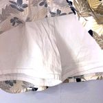 White Stag  neutral Hawaiian print floral skort Photo 2