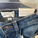 Universal Threads Universal Thread Distressed High Rise Skinny Jeans NWT Photo 3