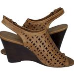 Tommy Bahama Tommy Bahamas Cayman Tan Brown Leather Slingback Wedges Photo 0