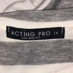 Acting Pro  brand striped lightweight top Photo 4