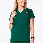 FIGS  Women's Catarina One Pocket Scrub Top in Hunter Green, Size Medium Photo 0