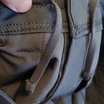 Kuhl  10 SHORT DEEP GRAY UTILITY OUTDOOR CARGO CONVERTIBLE PANTS Photo 10