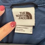 The North Face Valley Twill Flannel Shirt Women’s size Small Gravel Navy Blue Photo 3