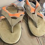 Khombu Ladies  sandals 6 Photo 0