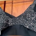 Lululemon Like Nothing Bra Lacescape Spanish Rose Black Wireless Size 36C NEW Photo 3