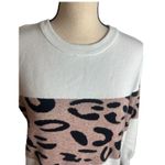 Women Long Sleeve leopard print contrast Crew Neck SweatShirt Size S Tan Photo 3