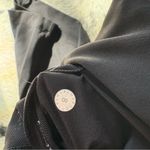 Lululemon On The Fly Pant In Black Size 8 Photo 5