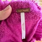 Free People  Sweater 87% Alpaca Hot Pink Sz M Oversized Knit Ribbed Mockn…​​​​ Photo 3