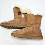 UGG  Chestnut Brown Bailey Short Button Boots
5803 Women's Size 5 Photo 10