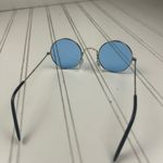 Retro Gold Frame Blue Round Sunglasses ā Unisex Photo 3