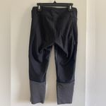 Under Armour  Black Compression Capri Leggings with Pocket Photo 1