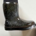 Bogs Womens US 6 Taylor Corsage Black Boots Pull On Non Slip Rubber Waterproof Photo 2