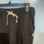 Vuori  Performance Joggers Photo 2