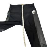 Layers Women's Capri Length Cutout Athletic Sporty Sides Leggings Sz XS Photo 5