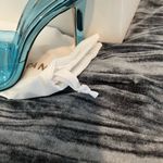 Good American  Women's Blue Heels Photo 2