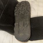 Brumby black suede sheepskin lined mid calf boots. Thick Traction sole. Size 8. Photo 4