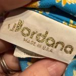 Vintage polyester daisy print Floral Button Photo 3