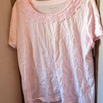 White Stag  Light Pink Floral Trim Short Sleeve Top xl Photo 0