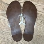 Tory Burch  Leighanne Bow Sandals Saffiano Leather Cream Ivory Women’s Size 8 Photo 3