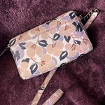 Kate Spade Purse Photo 4