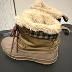Khombu  Size 6 Tan and Brown Winter Duck Boots with Fur Trim Photo 1