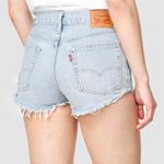 Levi’s 501 Shorts Photo 0