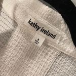 Kathy Ireland  Size S Textured Gauze White Short Sleeve Pearl Button Down Shirt Photo 11