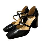 Naturalizer  Women Leesha Strappy Closed Toe Block Heel Pump Photo 2