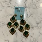 NWT So Good Gold Toned Green Large Rhinestone Gem Costume Jewelry Earrings Photo 0
