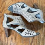 Rockport Taupe Suede Laser Cut Peep Toe Leather Ankle Bootie Heels Size 8 Tan Photo 3