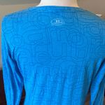Under Armour  Heat Gear Lightweight Athletic Top Photo 6