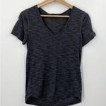 Lululemon  v neck pull over t shirt size small Photo 2