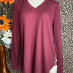 Doe & Rae ✅3/$30✅ NWT  Burgundy Hi-Low Side Lattice Slits Long Sleeve Top | MEDIUM | Photo 3
