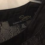 Suzanne Betro FINAL MARKDOWN 
Ladies’  Top (2X) Photo 3