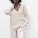 ZARA Knit V-neck Sweater Photo 2
