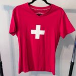Splash  ARTS Switzerland Souvenir Red Cross V-Neck T-Shirt Large NWT Photo 0