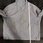 Carlisle Vintage  Black & White Mini-Houndstooth Silk Blend Jacket Photo 11